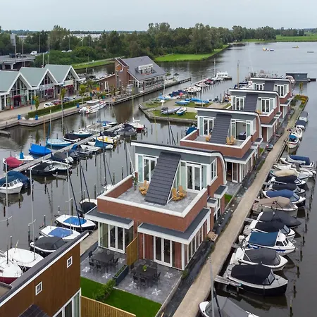 Lakehouse I Uitgeest